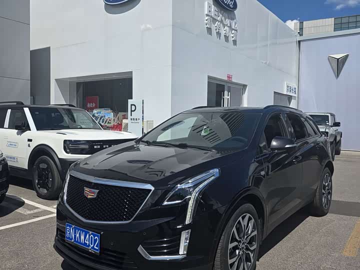 2022 Cadillac XT5 2022 2.0T four-wheel drive premium model