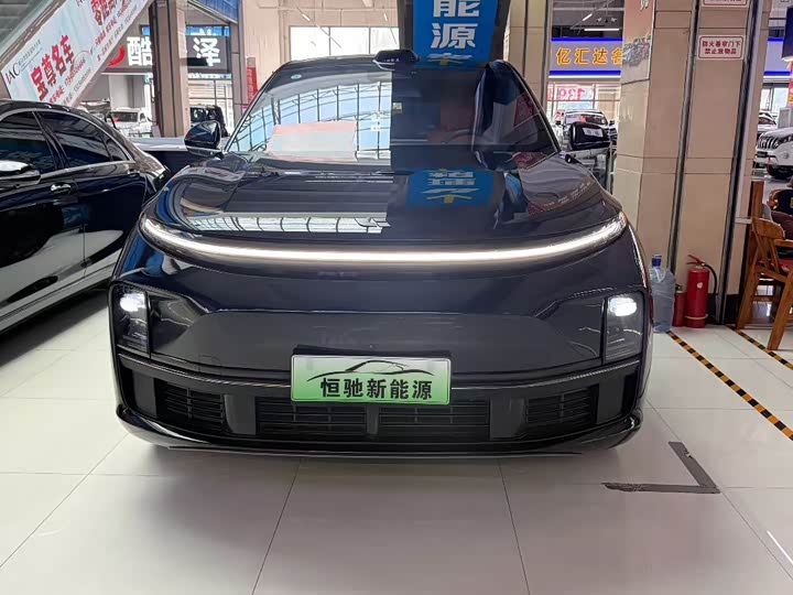 L7 2023 Model Max