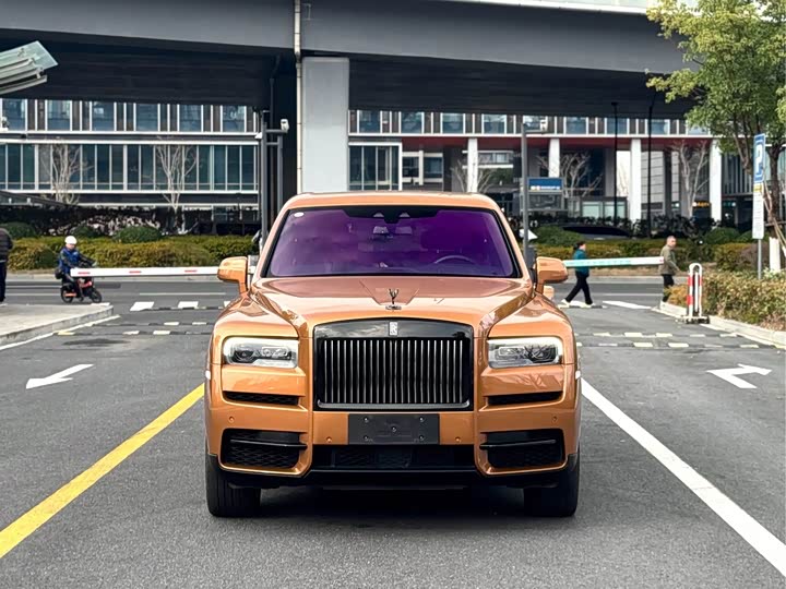 2020 Model Black Badge