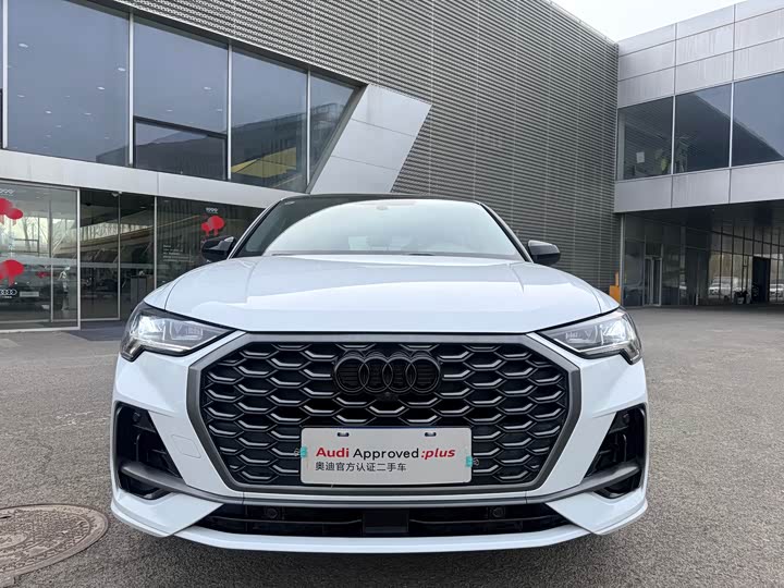 2024 Audi Q3 Sportback 2024 40 TFSI Fashion