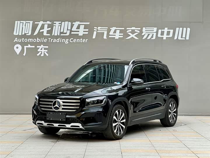 Mercedes-Benz GLB 2024 GLB 220 Fashion Model