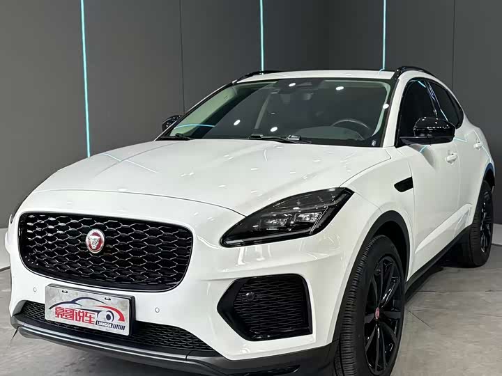 2024 Jaguar E-PACE 2024 R-DYNAMIC SE BLACK