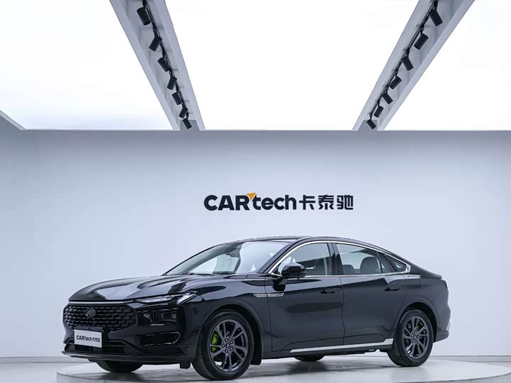2024 Mondeo 2025 2.0T EcoBoost Luxury