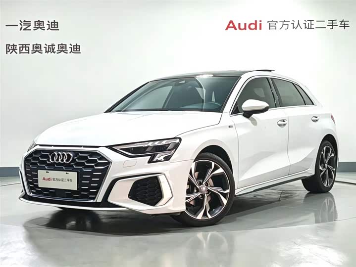 Audi A3 2021 Sportback 35 TFSI luxury sports model