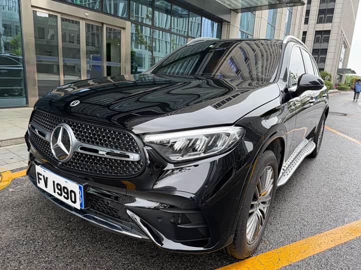 2023 Mercedes-Benz GLC 2023 GLC 300 L 4MATIC Dynamic 5-seater