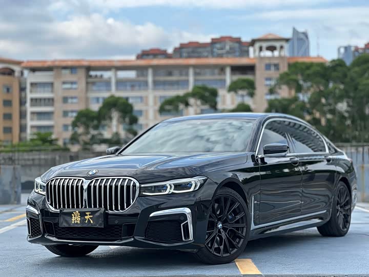 2021 BMW 7 Series 2021 740Li Exclusive M Sports Package