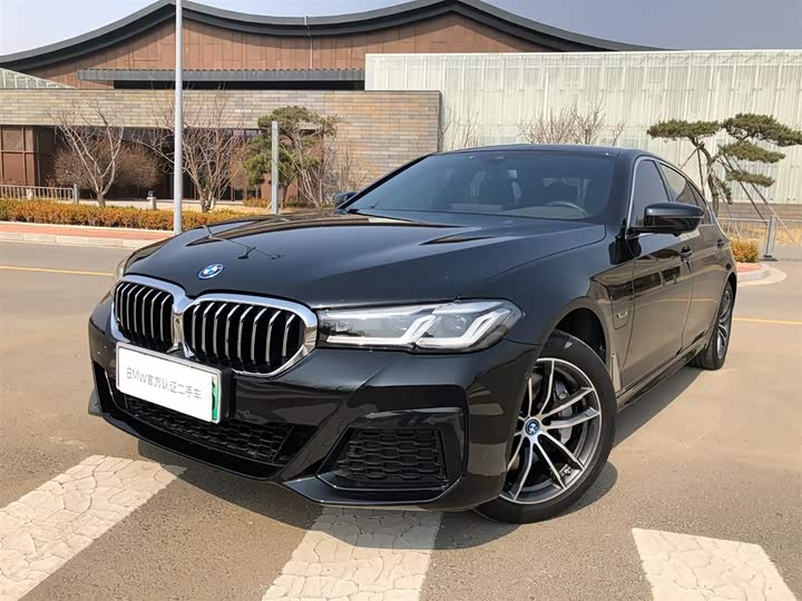 BMW 5 Series New Energy 2022 535Le M Sports Package