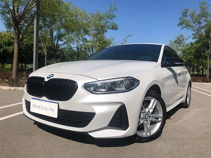 2021 BMW 1 Series 2021 120i M Sports Night Edition