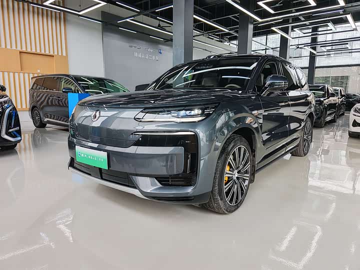 2025 Denza N9 2025 flagship model