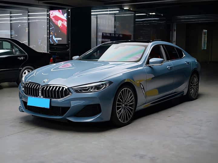 2022 BMW 8 Series 2021 facelift 840i four-door coupe M sports package