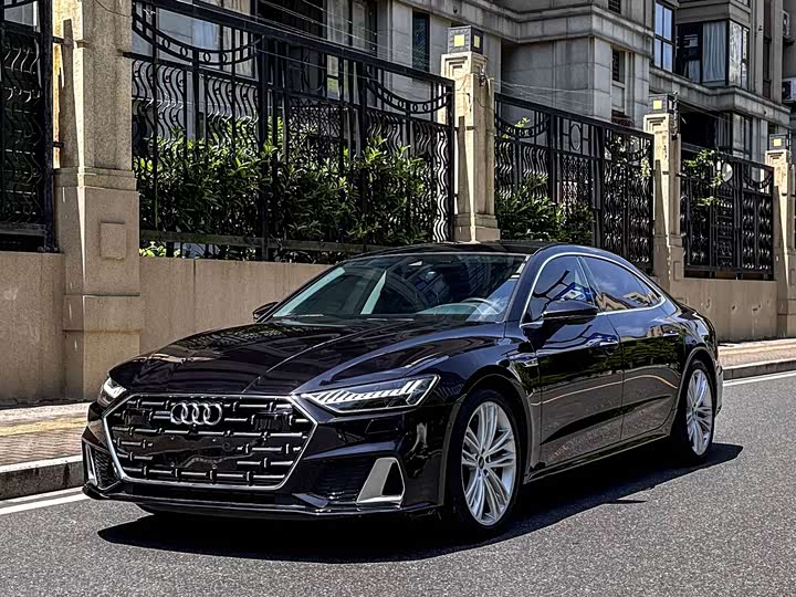 2023 Audi A7L 2022 55 TFSI quattro S-line Zhiyuan obsidian suit