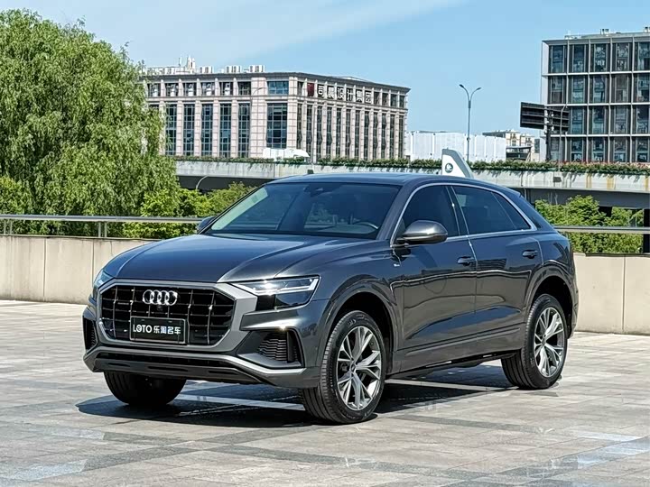 2021 Audi Q8 2021 55 TFSI Luxury Dynamic Edition