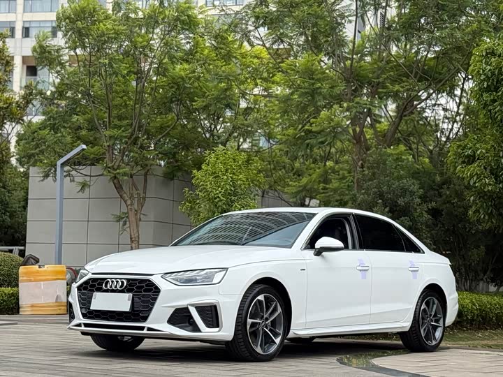2023 Audi A4L 2023 40 TFSI Fashionable and Dynamic