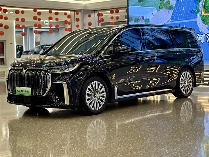 Lantu Dreamer 2024 model PHEV extra long battery life premium version
