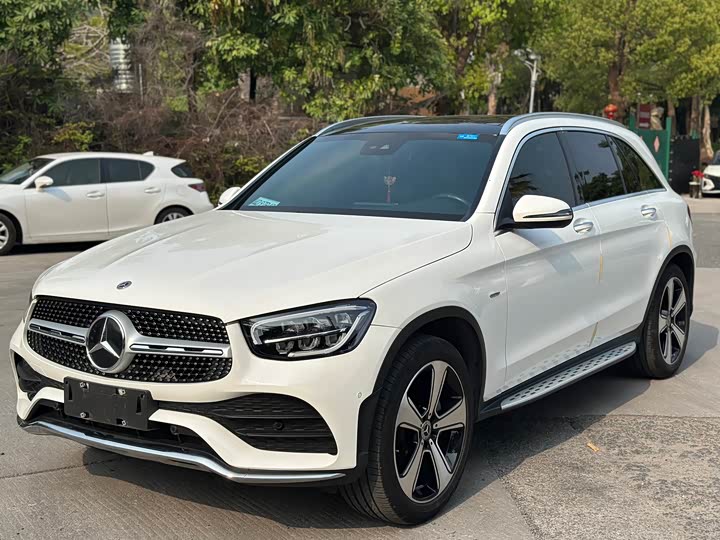 Mercedes-Benz GLC 2022 Facelift GLC 300 L 4MATIC Dynamic Collector's Edition