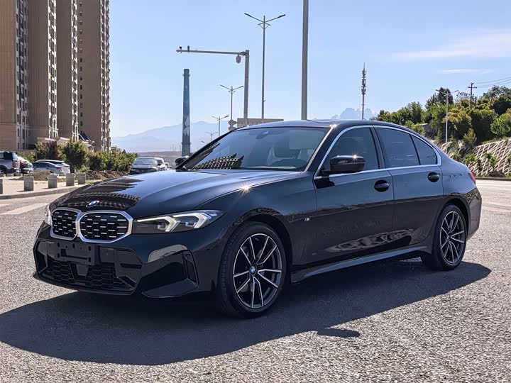 2024 BMW 3 Series 2025 325i M Sport Package