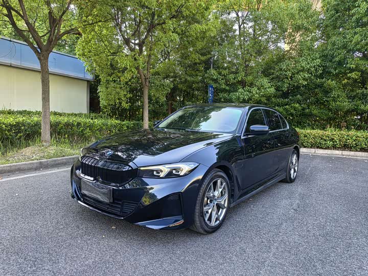 BMW i3 2022 eDrive 35 L