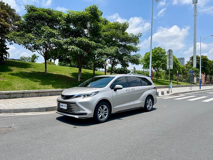 SIENNA 2021 2.5L Hybrid Limited