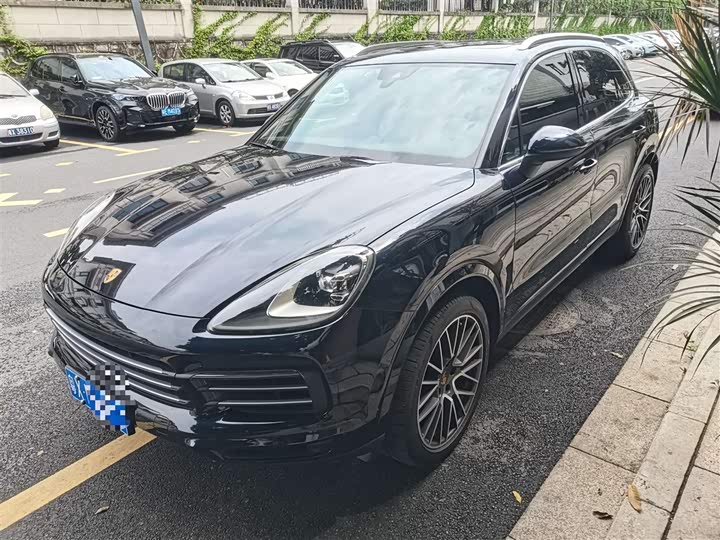 2021 Cayenne 2019 Cayenne 3.0T