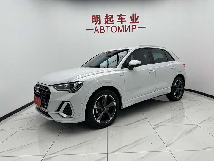 2022 Audi Q3 2022 35 TFSI Fashionable and Dynamic