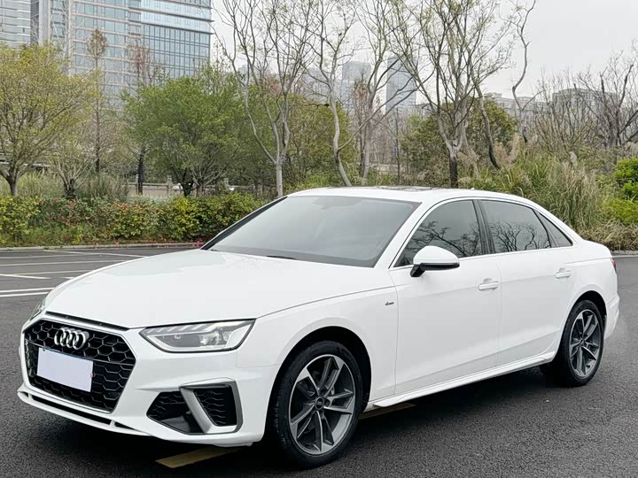 2022 Audi A4L 2022 40 TFSI Fashionable and Dynamic