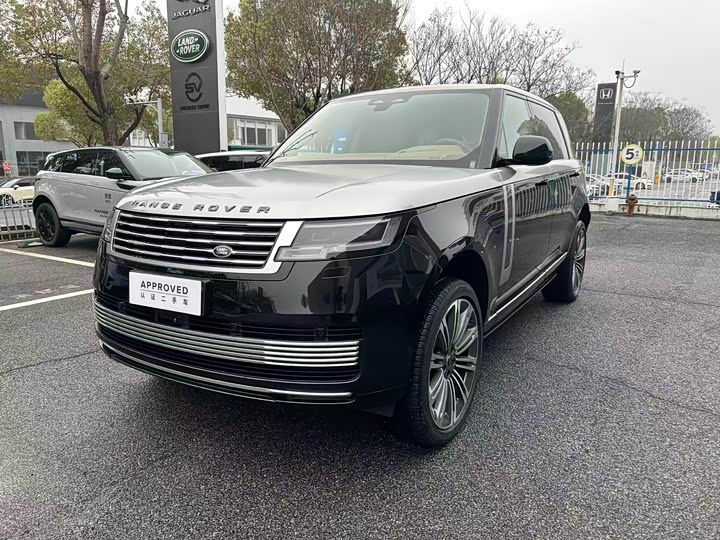 Range Rover 2024 3.0 L6 400PS SV Autobiography Long Wheelbase 4-Seater