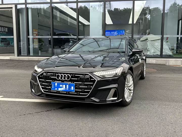 Audi A7L 2024 45TFSI S-line Dream Building Liquid Crystal Package