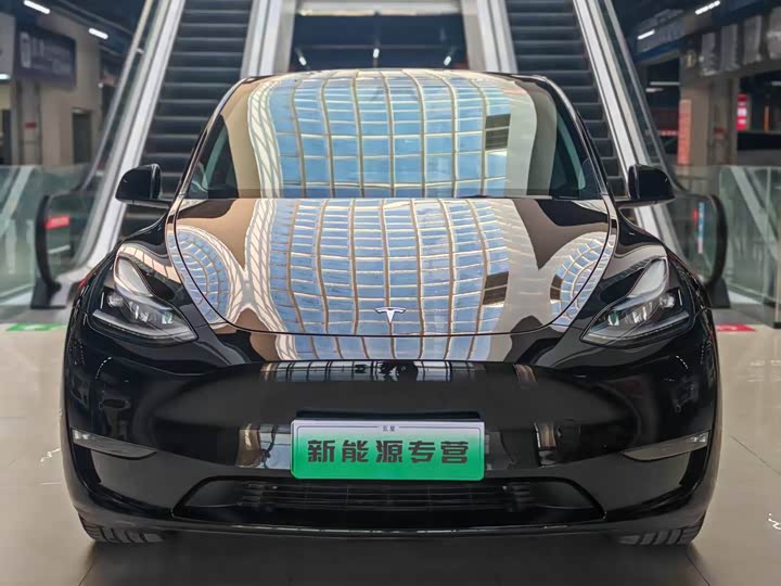 Model Y 2022 facelift, long-range all-wheel drive version