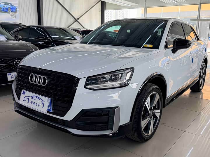 Audi Q2L 2021 35 TFSI fashionable and dynamic