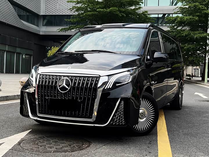 Vito 2023 2.0T Business Edition 7 seats
