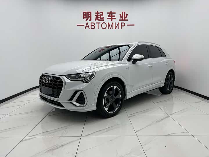 Audi Q3 2023 35 TFSI Fashionable and Dynamic (1.4T)
