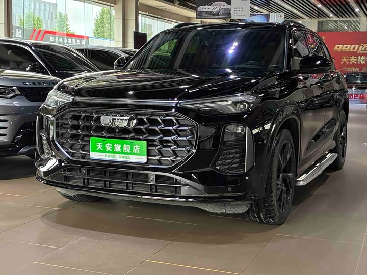 2025 Audi Q6 2025 50 TFSI quattro Black Warrior Edition Flying Knight Package 6-Seater