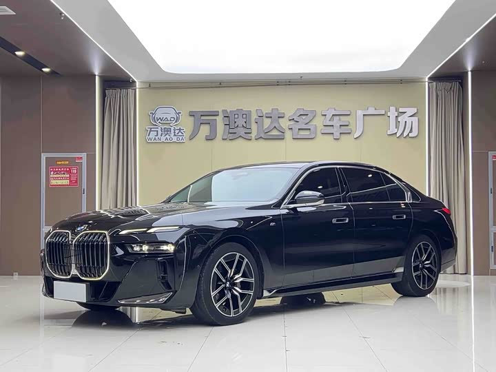BMW 7 Series 2023 735Li M Sports Package