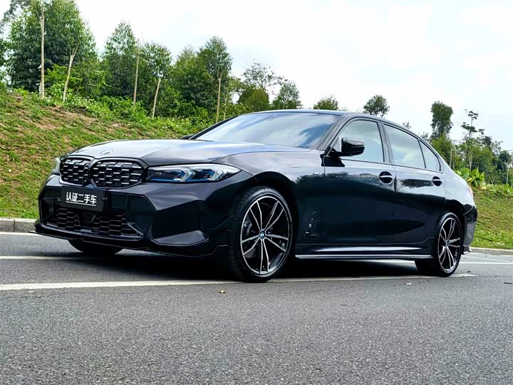 2023 BMW 3 Series 2023 330Li M Sports Night Package