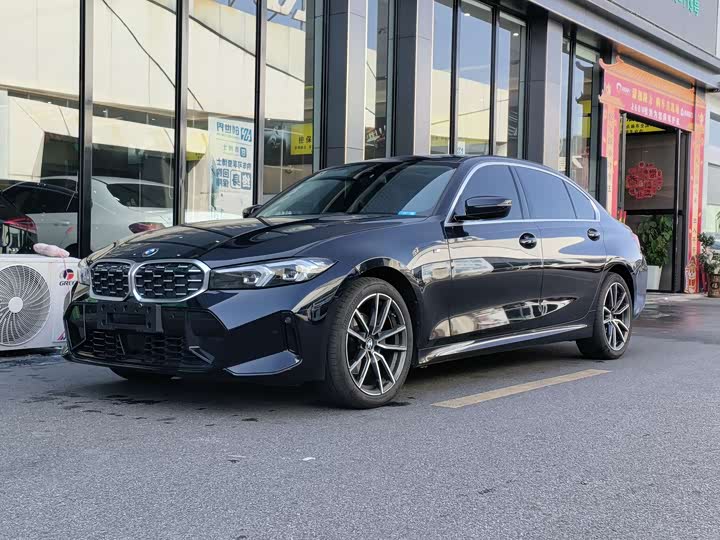 BMW 3 Series 2025 325Li M Sports Package