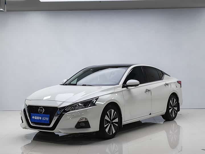 Teana 2021 2.0L XL Upper AD1 Smart Travel Navigation Edition