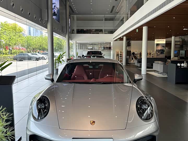 Porsche 911 2023 Carrera 3.0T