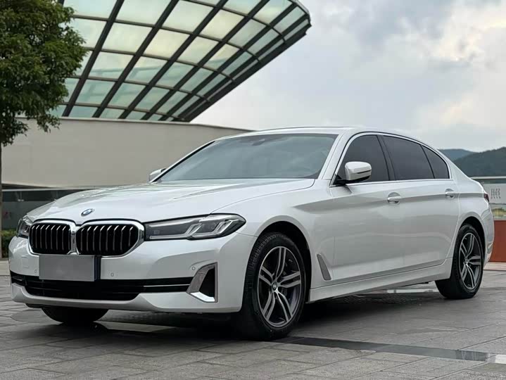 BMW 5 Series 2023 facelift 530Li leading model luxury package