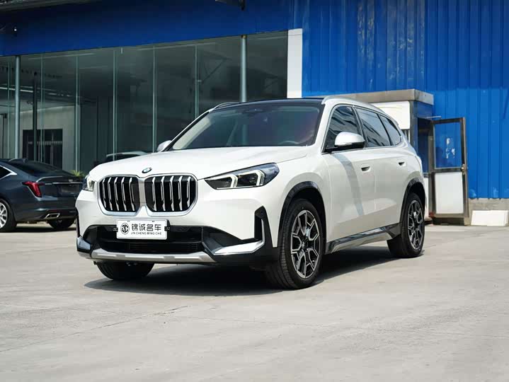 BMW X1 2023 sDrive25Li X design package