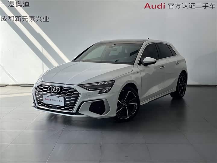2024 Audi A3 2024 Sportback 35 TFSI stylish and sporty
