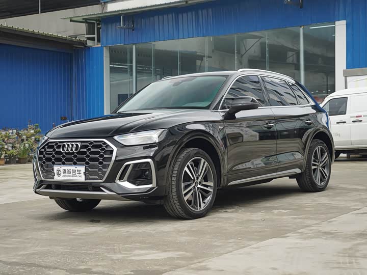 Audi Q5L 2022 40T fashionable and dynamic model