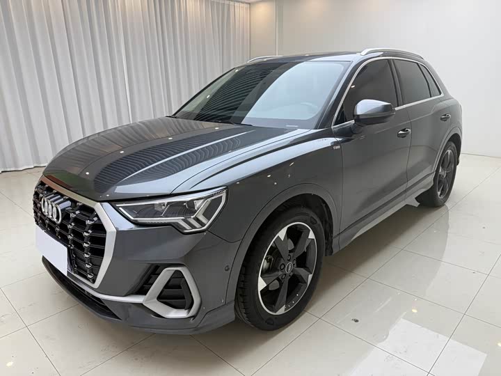 Audi Q3 2023 35 TFSI Fashionable and Dynamic (1.4T)