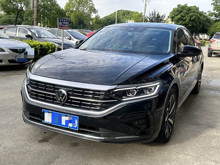 Passat 2023 330TSI Luxury Edition