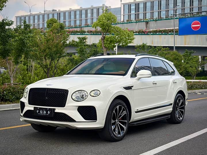 Bentayga 2022 model 4.0T V8