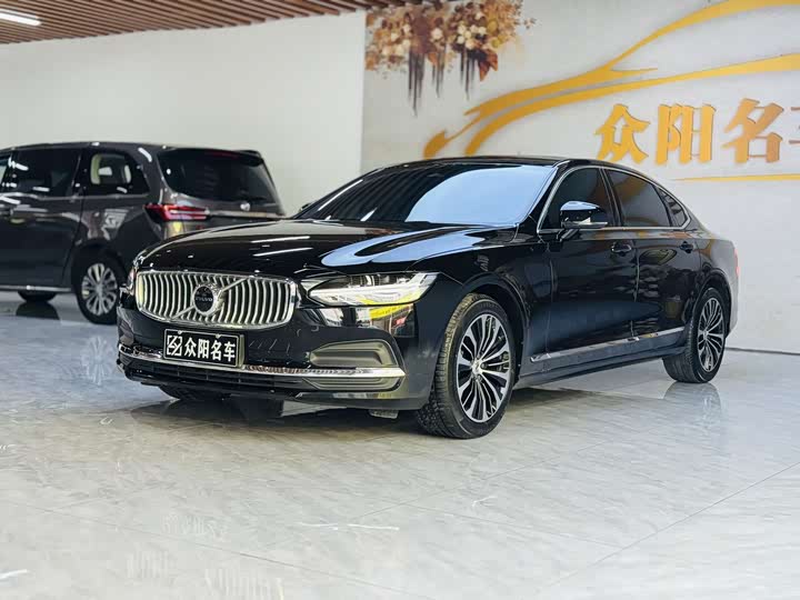 Volvo S90 2025 B5 Zhiyi Luxury Edition