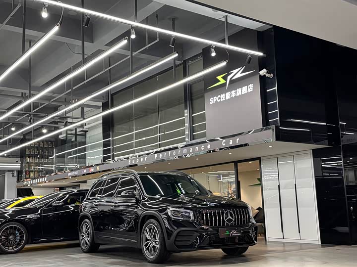 Mercedes-Benz GLB AMG 2023 AMG GLB 35 4MATIC