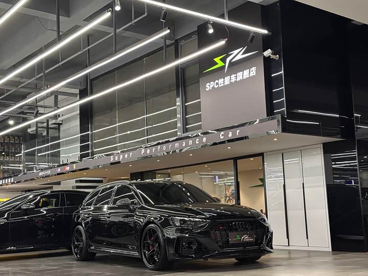 Audi RS 4 2023 RS4 Avant Obsidian Edition