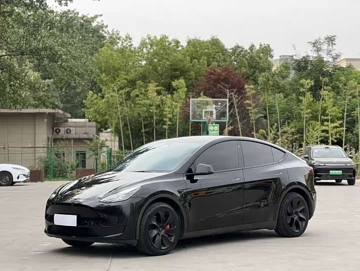 Model Y 2023 rear-wheel drive version
