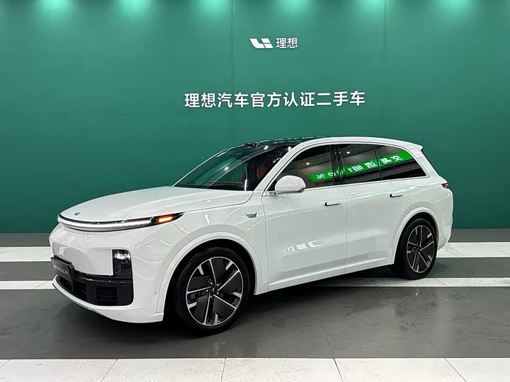 Ideal L8 2025 Ultra smart refresh version
