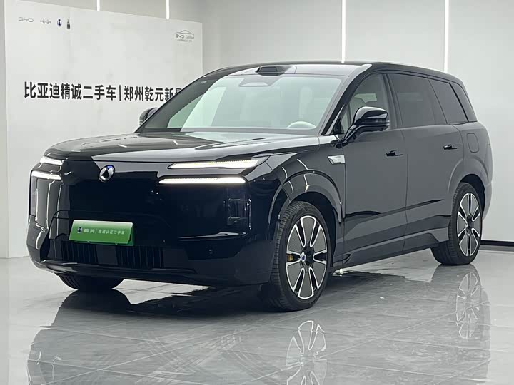 Denza N8L 2025 flagship model